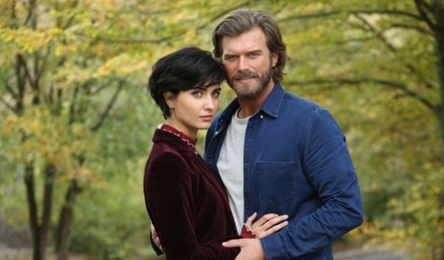 Araplar'ın gözdesi Tuba Büyüküstün ve Kıvanç Tatlıtuğ!