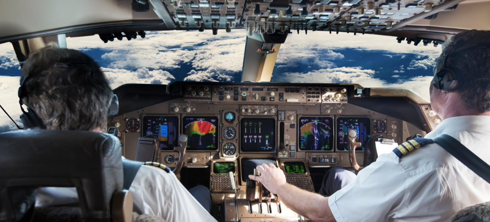 Pilot, uçak havadayken 40 dakika uyudu