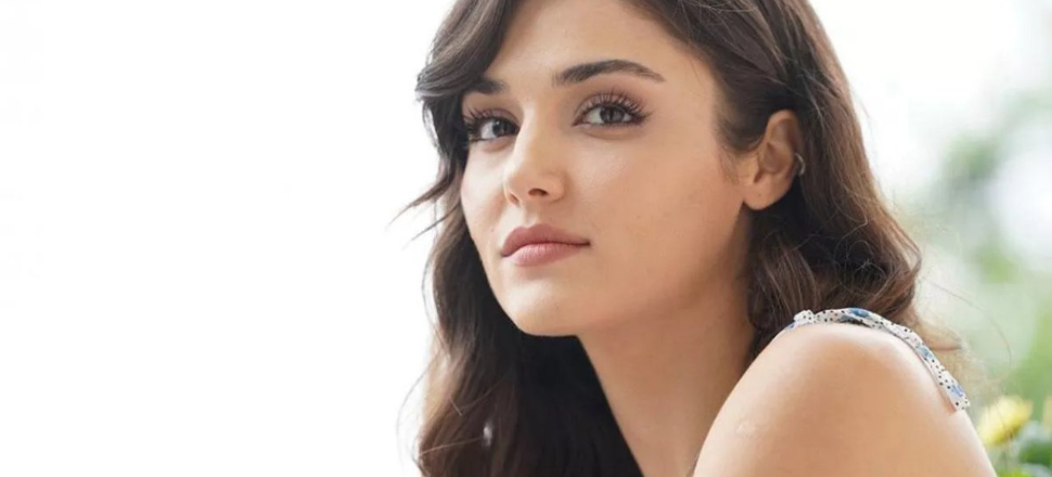 Hande Erçel Zirveden İnmemeye Kararlı! Hafsanur Sancaktutan ile Ahsen Eroğlu'nun Muhteşem Yükselişi! Kimse Tutamıyor