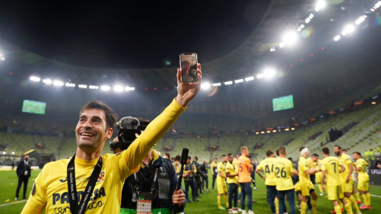 Villarreal Başkanı Fernando Roig, korona nedeniyle final maçına giremedi