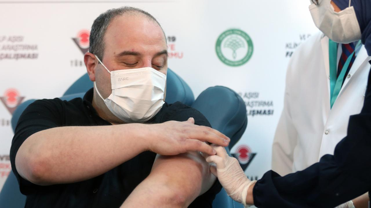 Yerli koronavirüs aşısına 480 gönüllü aranıyor