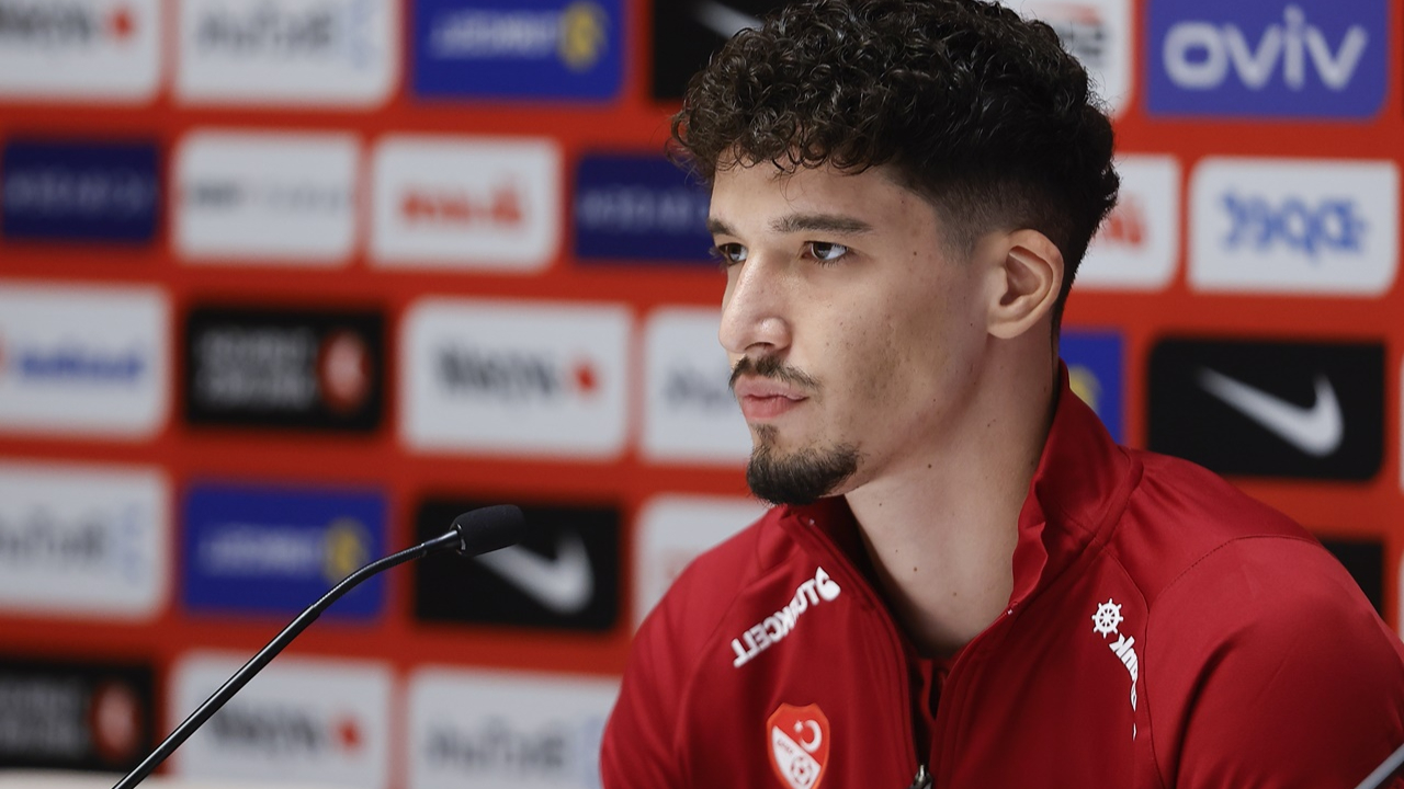 Azerbaycan maçında korkutan Altay Bayındır'dan sakatlık açıklaması!