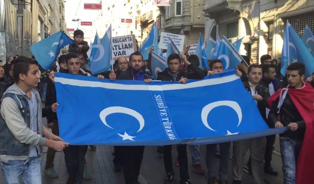 Suriye’de Türkmenlerden Kerkük protestosu/Video