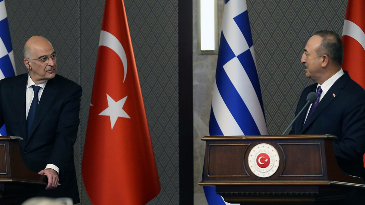 Yunan, Çavuşoğlu ziyareti öncesi teyakkuzda