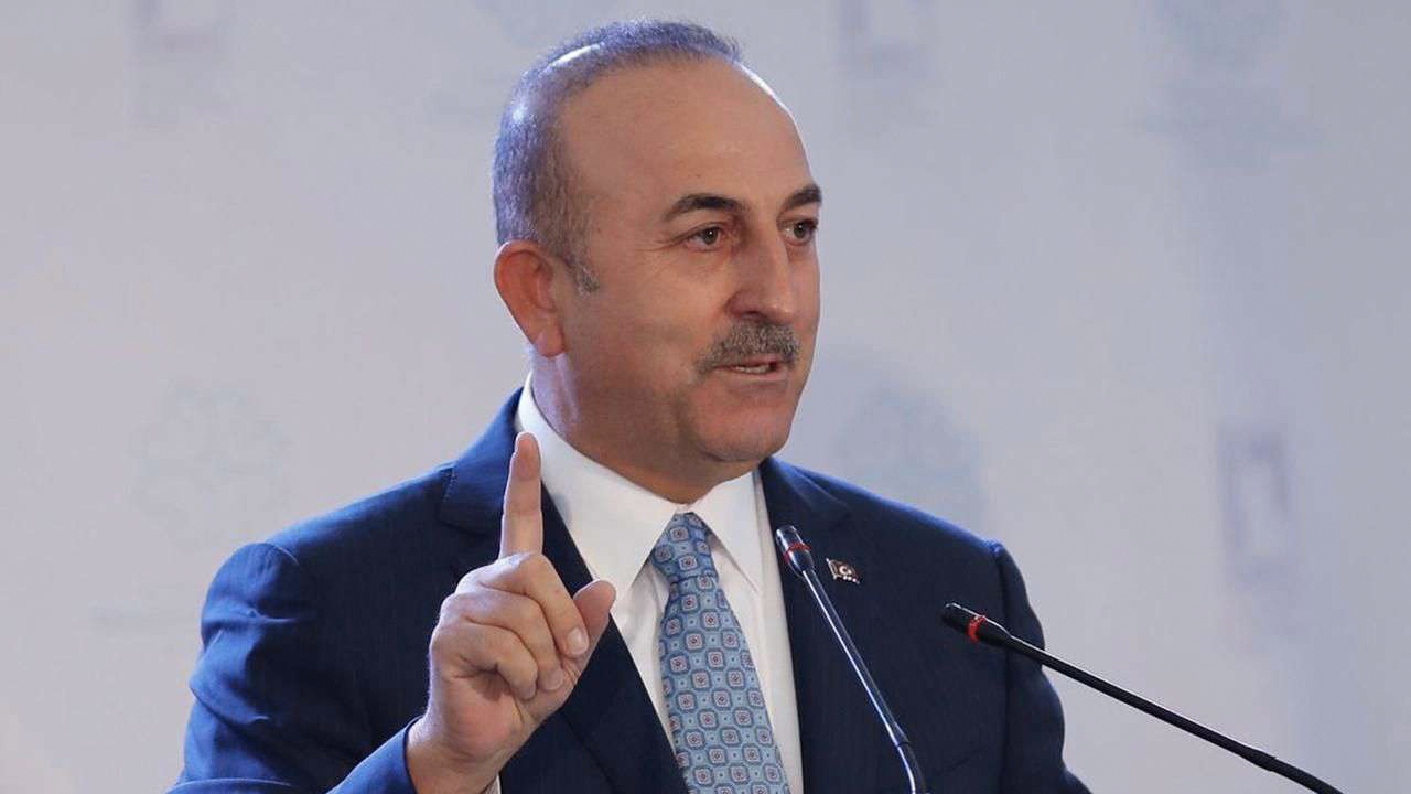 Bakan Çavuşoğlu'ndan Yunanistan'a net mesaj