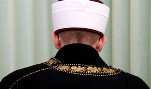 Almanya'da üst düzey din görevlisine skandal soruşturma!
