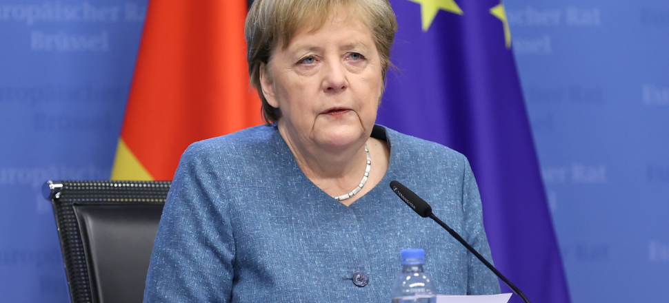 ABD, Angela Merkel'i de izlemiş