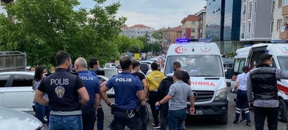 Bakırköy Adliyesi'nde silahlar konuştu! 2 kişi vuruldu