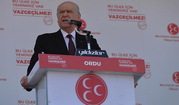 Bahçeli Ülkücülere seslendi: Eğer ki Fırat Kalkanı kırılırsa Diyarbakır riske girecektir!