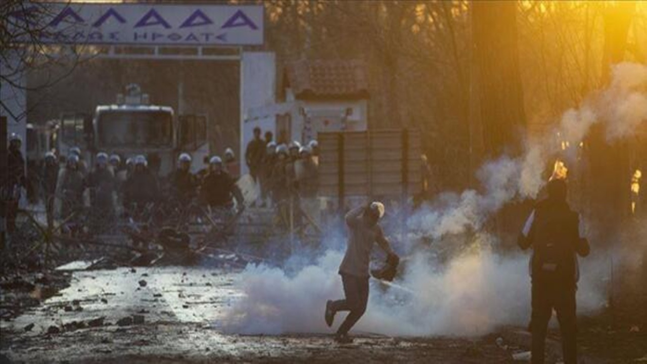 Yunanistan karıştı! Türkiye sınırına yerleştirilen ses toplarına kendi polisleri bile isyan etti