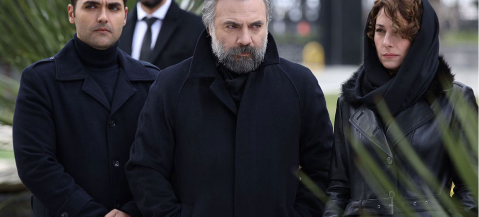 ATV Dizisi Eşkıya Dünyaya Hükümdar Olmaz da Düşman Vur Vur Bitmiyor! Oyuncular Yoruldu Artık