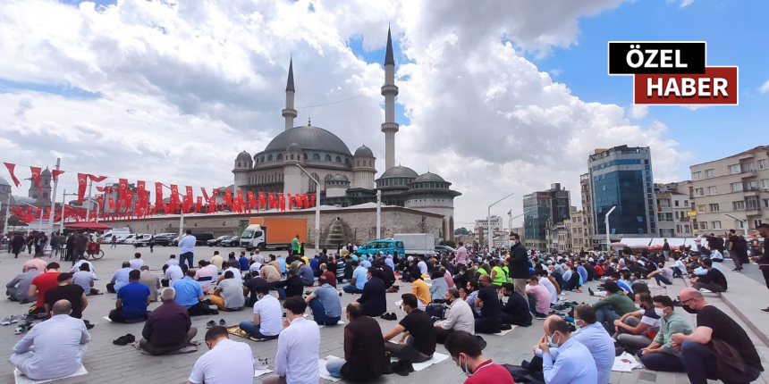 Taksim Camii'nde ikinci cuma namazı