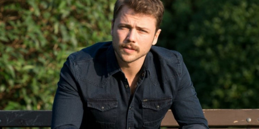 Tolga Sarıtaş Büyük Bir Proje İle Geliyor! Oyuncunun Partneri Harika Dizi Sefirin Kızından Oldu