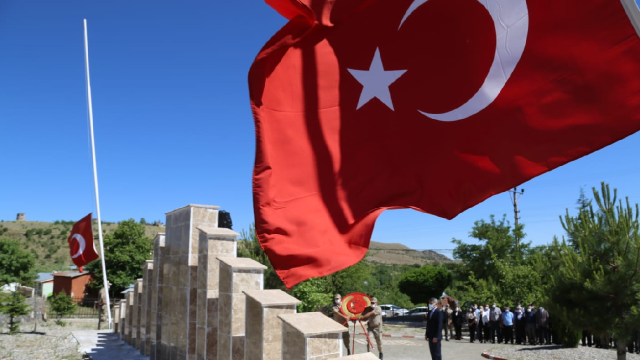 PKK'nın katlettiği 12 vatandaş anıldı