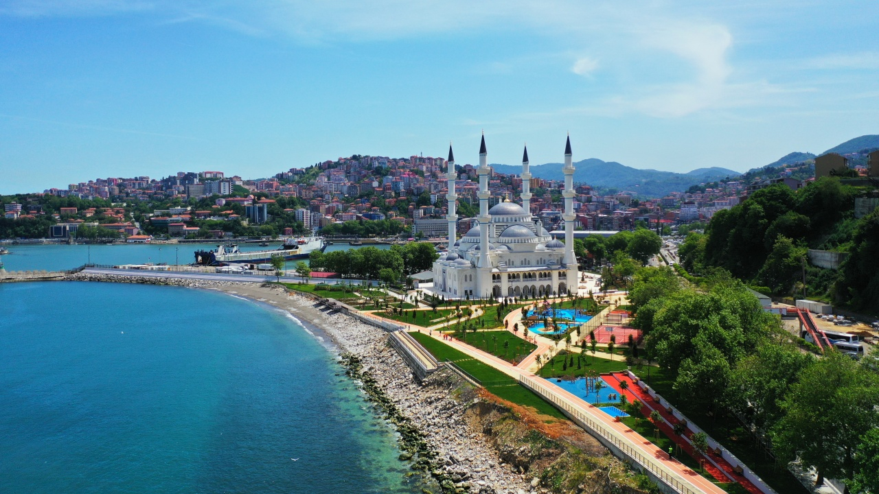 Uzun Mehmet Camii Cumhurbaşkanı Erdoğan tarafından ibadete açıldı