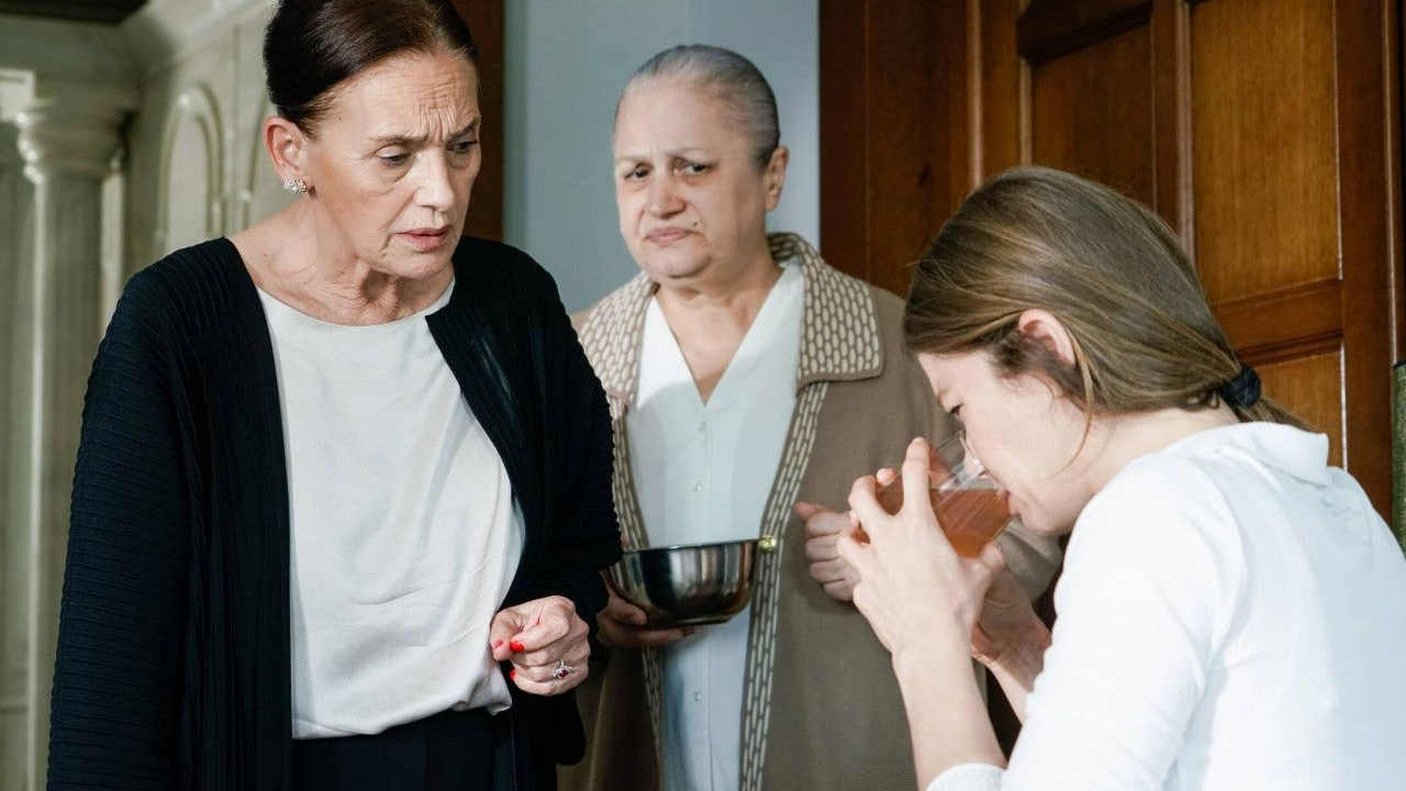Nefesler Tutuldu Camdaki Kız’da Neler Oluyor! Feride Nalan’a Neler Yapacak