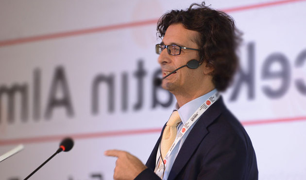 Ünlü işadamının 20 milyonluk boşanmasında gizli kamera krizi