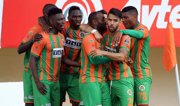 Vagner Love Alanyaspor'u uçurdu
