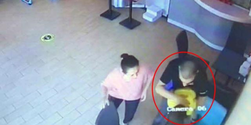 Nefes borusu tıkanan çocuğu işletme sahibi böyle kurtardı