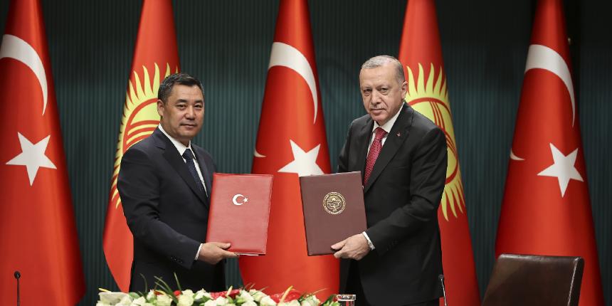 Erdoğan-Caparov zirvesinde FETÖ mesajı