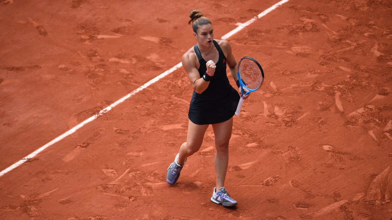 Roland Garros'ta son şampiyon Iga Swiatek çeyrek finalde Yunan raket Maria Sakkari'ye elendi