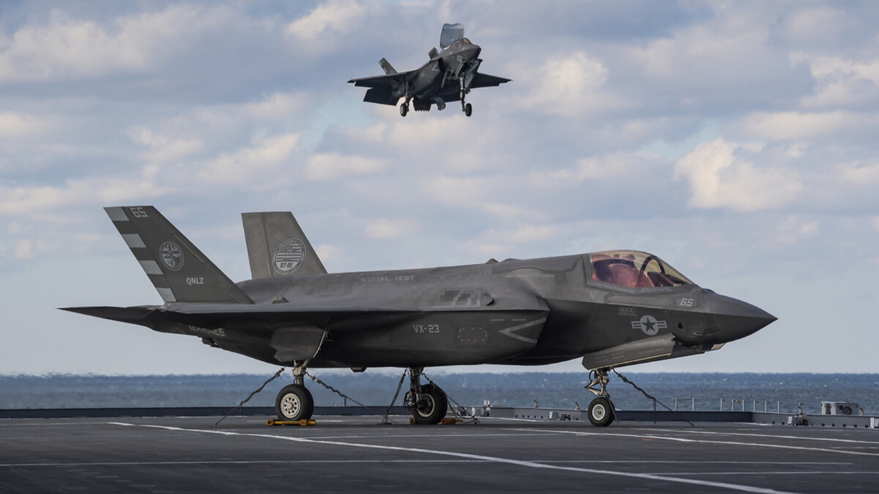 ABD'li senatörlerin 'F-35' planı! Türkiye için üretilen uçakları Yunan'a istediler