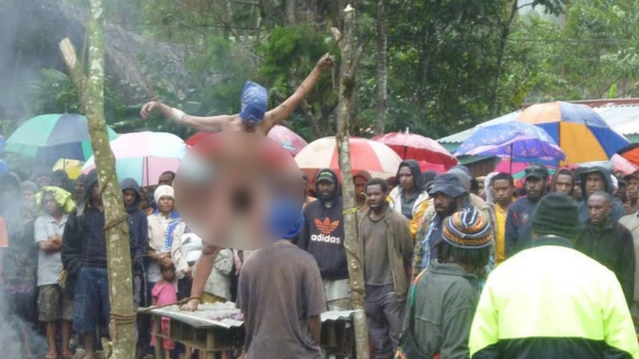 Papua Yeni Gine'de 'cadı avı': 1 kişi hayatını kaybetti!