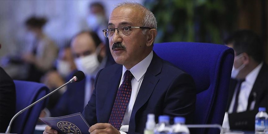 "Hükümetin ihracatı desteklemek için yüksek döviz kuru hedeflediği doğru değil"