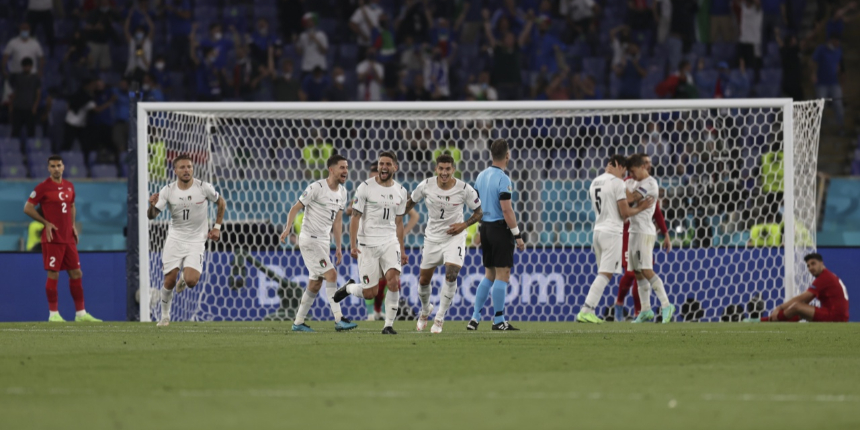 Türkiye-İtalya maçında goller 2. yarıda geldi... Roma'da 3-0 mağlup olduk