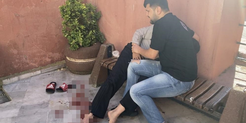 Beyoğlu'nda nefes kesen anlar! Polis canını hiçe sayıp böyle kurtardı...