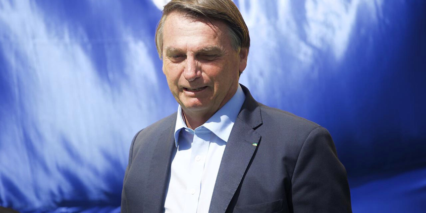 Koronavirüs salgınını küçümseyen Bolsonaro'ya maske cezası