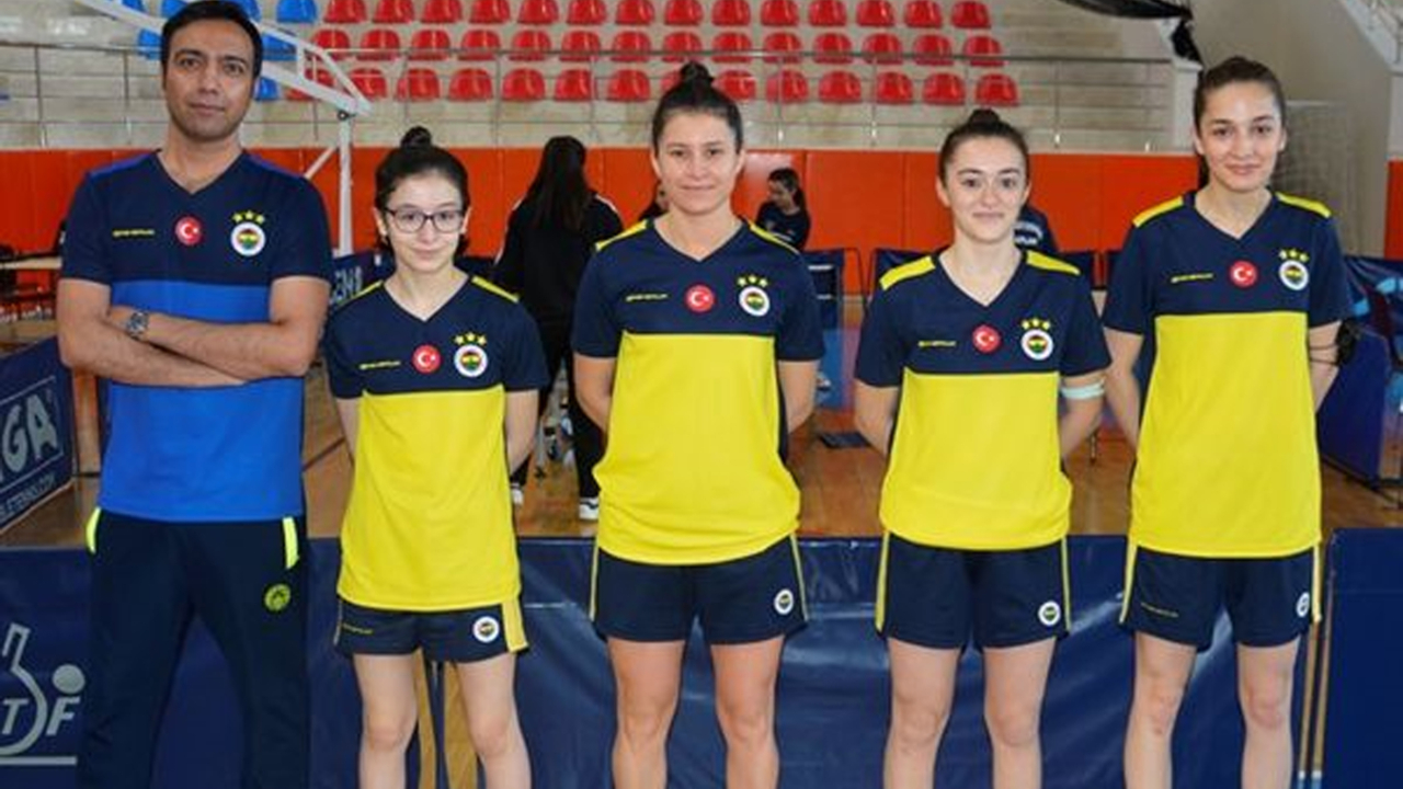 Fenerbahçe kadın ve erkek masa tenisi takımları Süper Lig şampiyonu oldu
