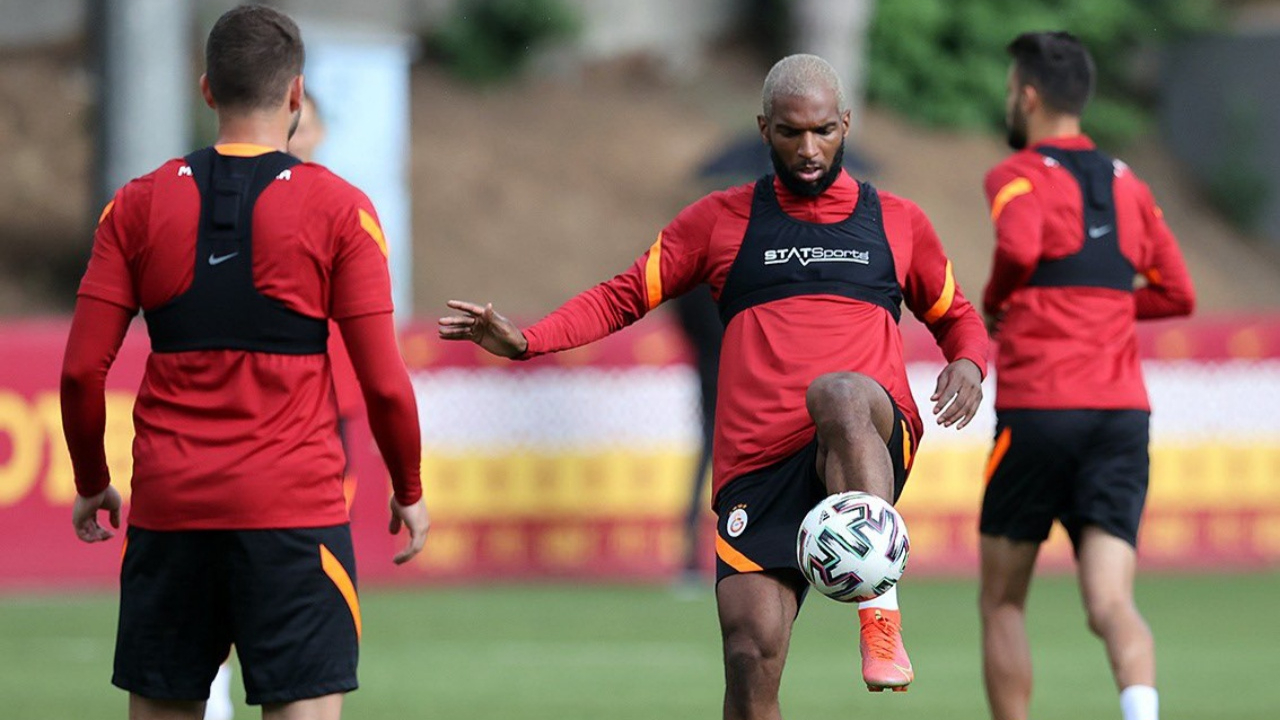 Galatasaray'ın Hollandalı forveti Ryan Babel, PSV eşleşmesini değerlendirdi