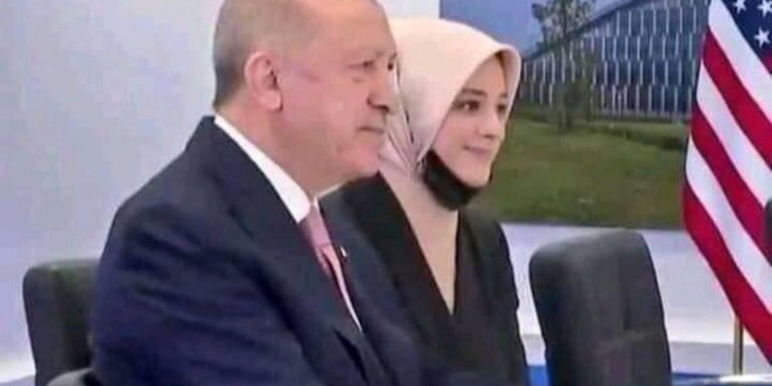 Ravza Kavakçı'dan muhalefete: Bitmedi had bildirme sevdanız!