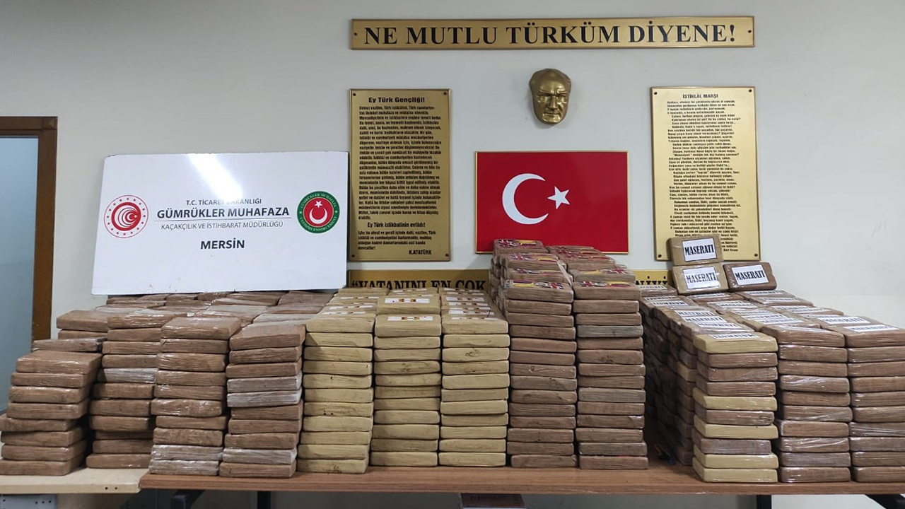 Mersin Limanı'nda büyük operasyon: 1 ton kokain yakalandı
