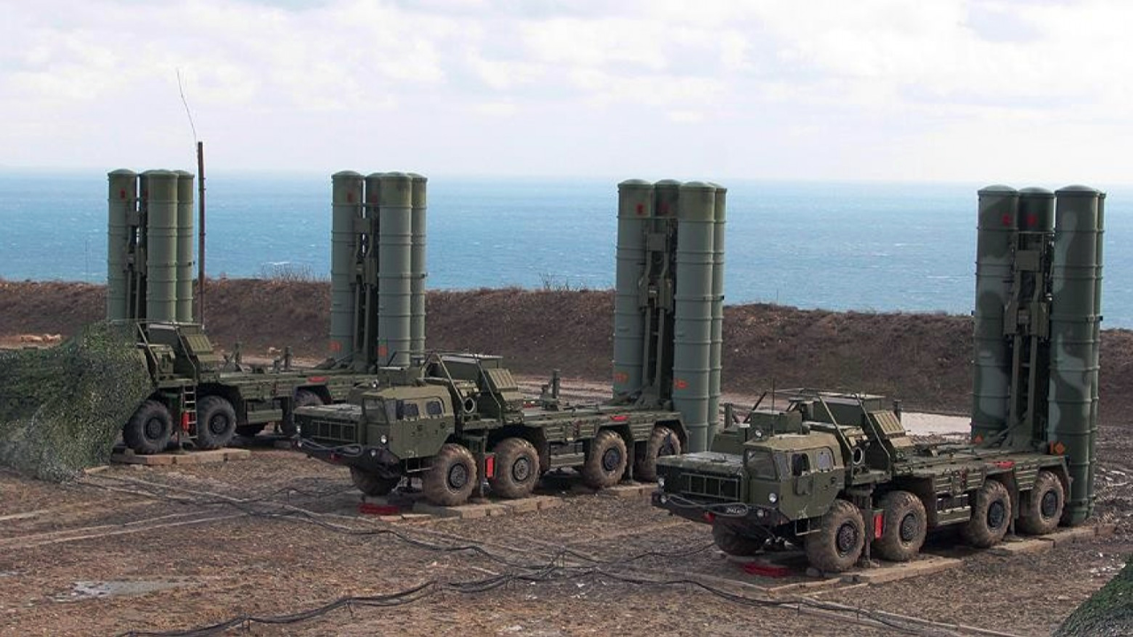 Beyaz Saray: S-400'ler ile Kabil Havalimanı arasında bir bağlantı yok