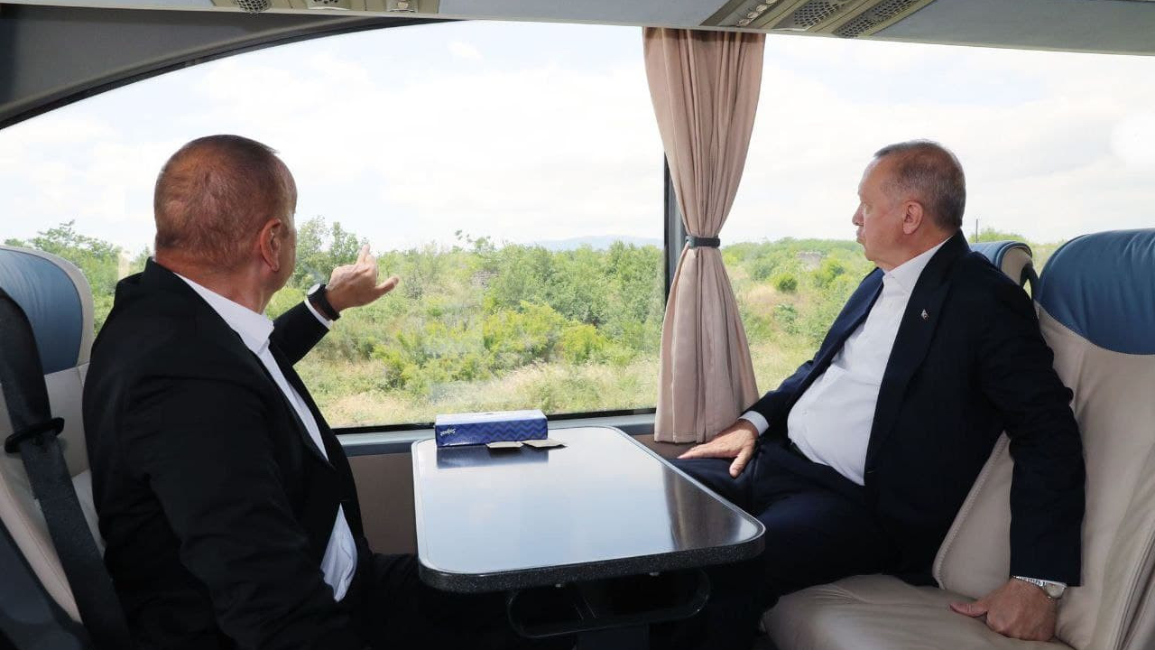Şuşa'daki zorlu projeleri Türk şirketleri Cengiz İnşaat ve Kolin İnşaat üstlendi