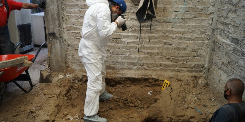 Katilin Evinde 3 bin 787 İnsan Kemiği Çıktı! Savcılık Harekete Geçti