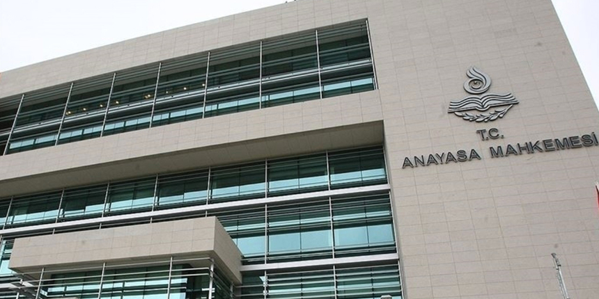 HDP'ye kapatma davasında yeni gelişme: Anayasa mahkemesi 60 gün ek süre verdi