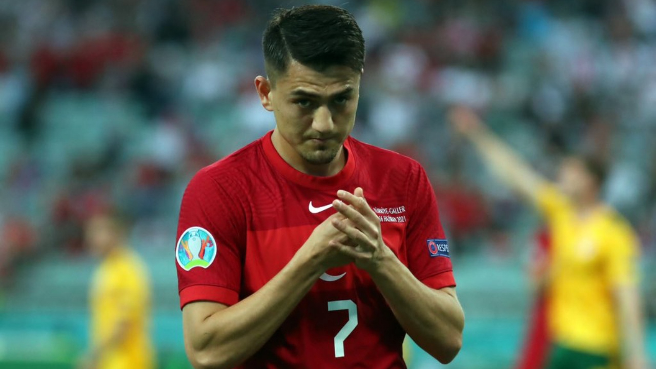 AS Roma'nın milli yıldızı Cengiz Ünder'e Bundesliga yolu göründü