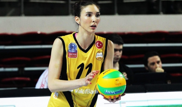 Naz Aydemir'den inanılmaz rekor!