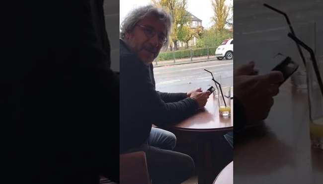 Firari Can Dündar'a vatan haini tepkisi