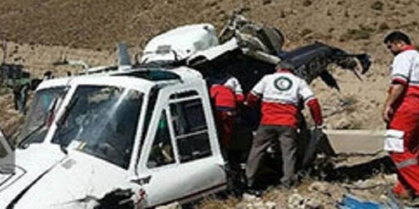 Oy sandıklarını taşıyan helikopter düştü!