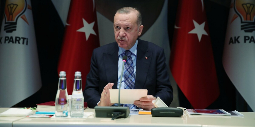 AK Parti'den sosyal medya atağı! Değişim için düğmeye basıldı