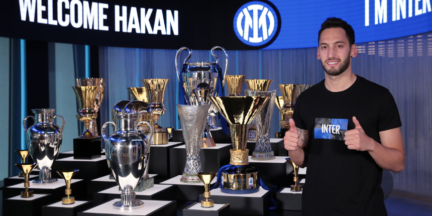 Hakan Çalhanoğlu Inter'e transfer oldu!
