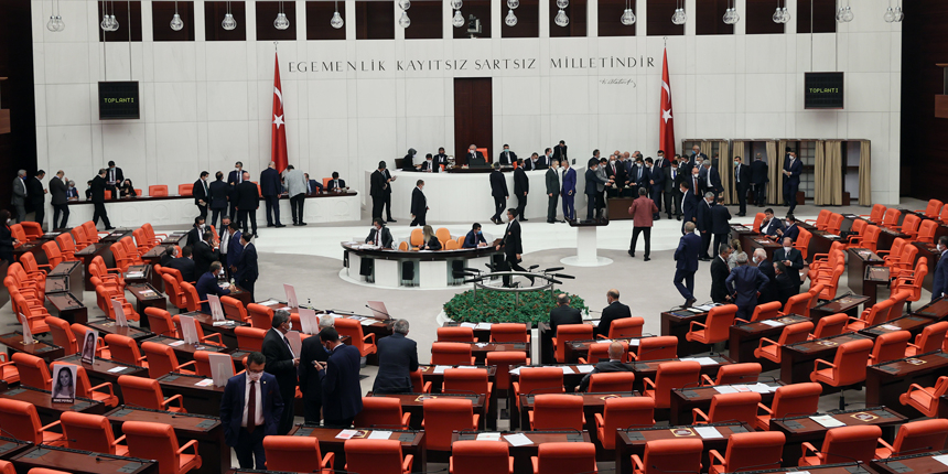 Torba kanun teklifi komisyondan geçti