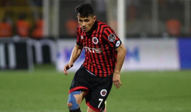 Süper Lig ekibinden Galatasaray'a şok transfer çalımı