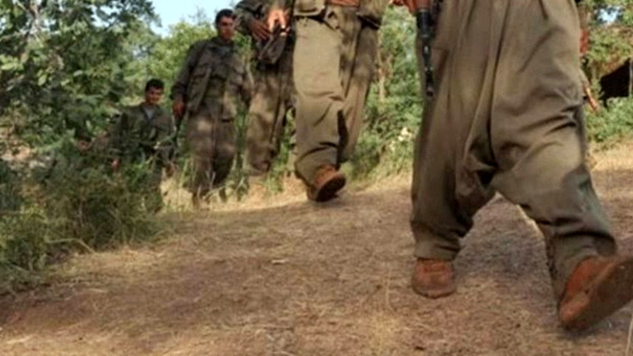 PKK'dan kaçan 5 terörist daha teslim oldu