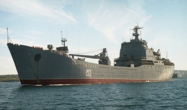 Rus savaş gemisi Çanakkale'den geçti, Akdeniz'e gidiyor!