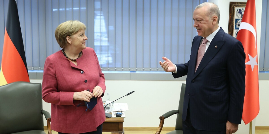 Merkel'den Türkiye açıklaması: Hızla hayata geçirmeliyiz